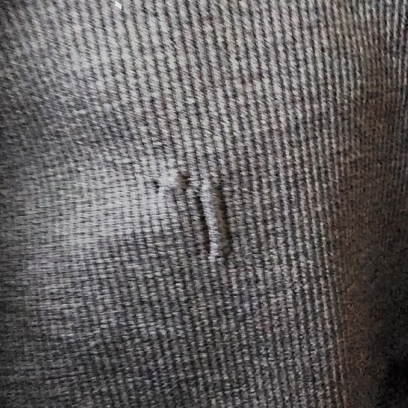 Lululemon In The Flow Shorts in Dark Grey - Picture 4 of 4